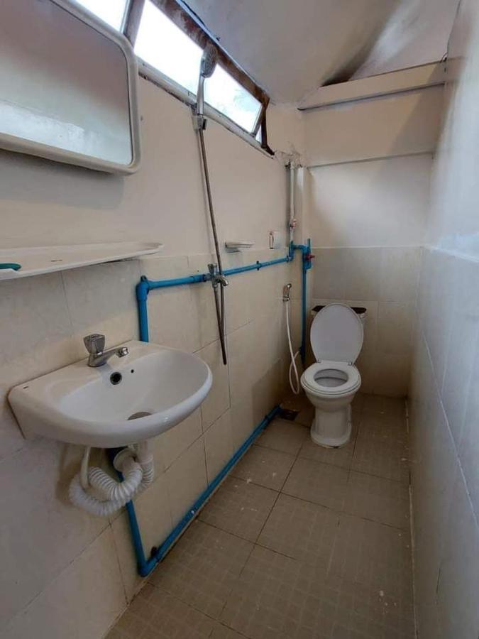 Xl Guest House & Restaurant Сиханоуквил Екстериор снимка